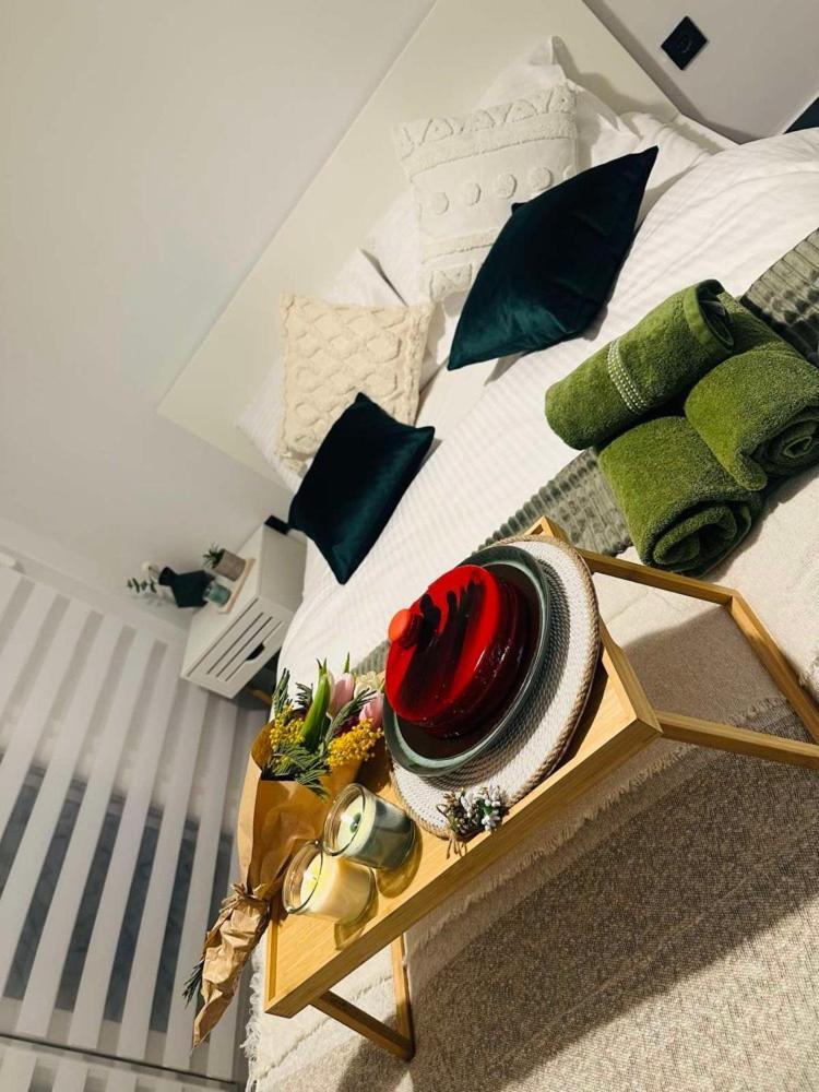 Apartment M Περαία Εξωτερικό φωτογραφία