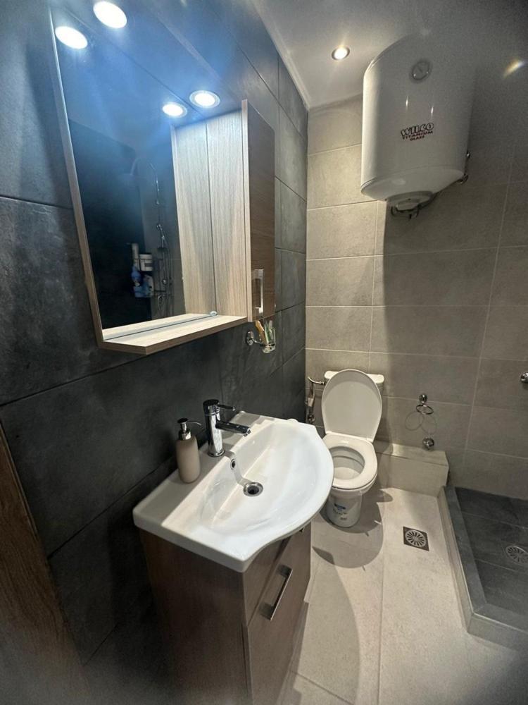 Apartment M Περαία Εξωτερικό φωτογραφία