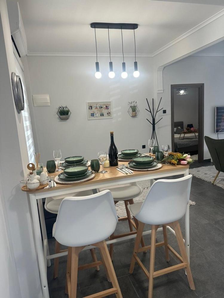 Apartment M Περαία Εξωτερικό φωτογραφία
